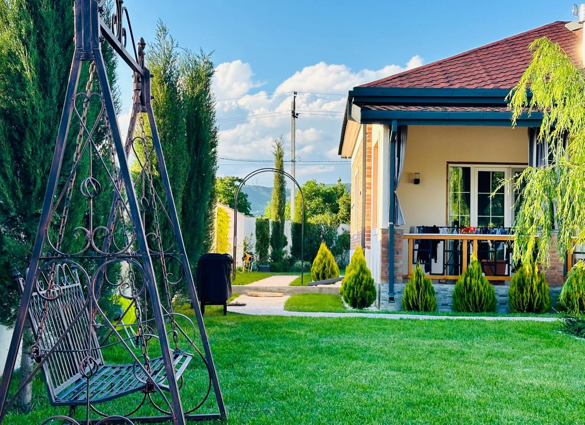 Entire Villa Near Tbilisi Nature Reserve With Panoramic View Mtskheta Exterior photo